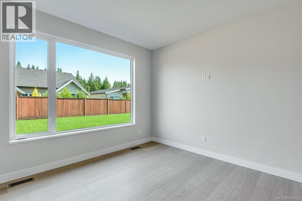 754 Sitka St, Campbell River
