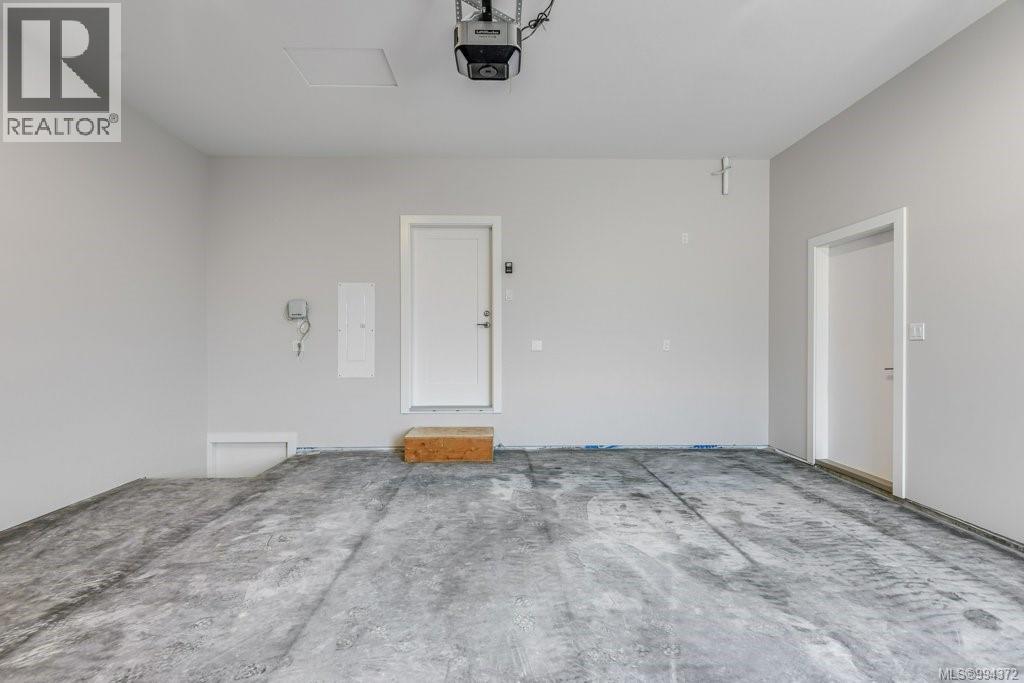 754 Sitka St, Campbell River