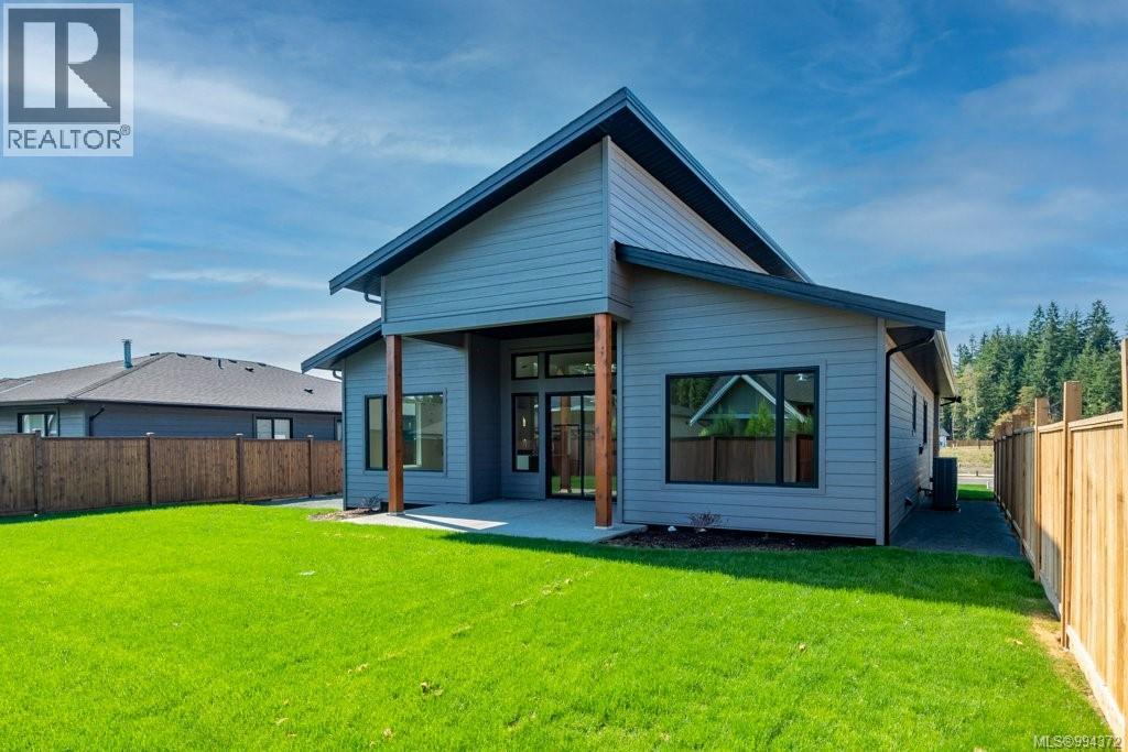 754 Sitka St, Campbell River