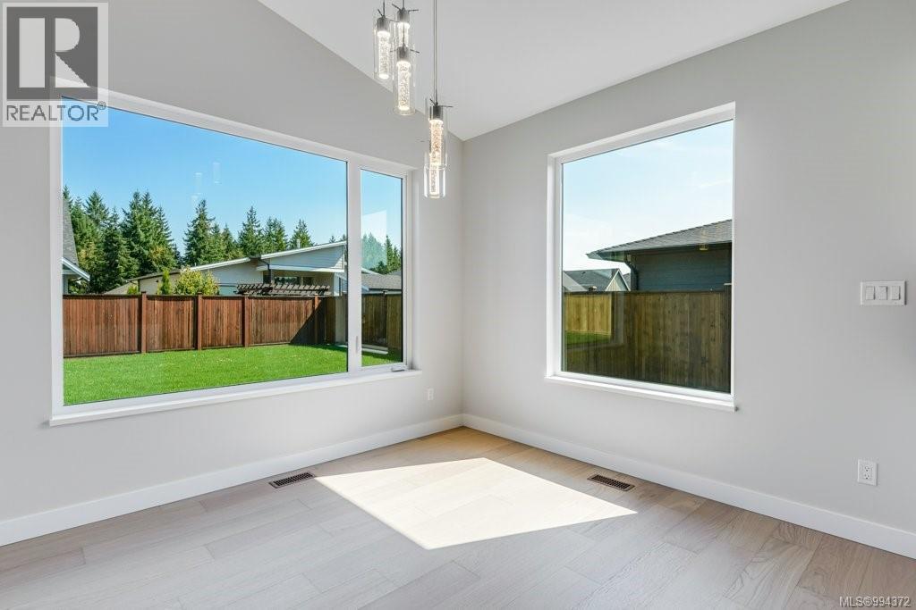 754 Sitka St, Campbell River