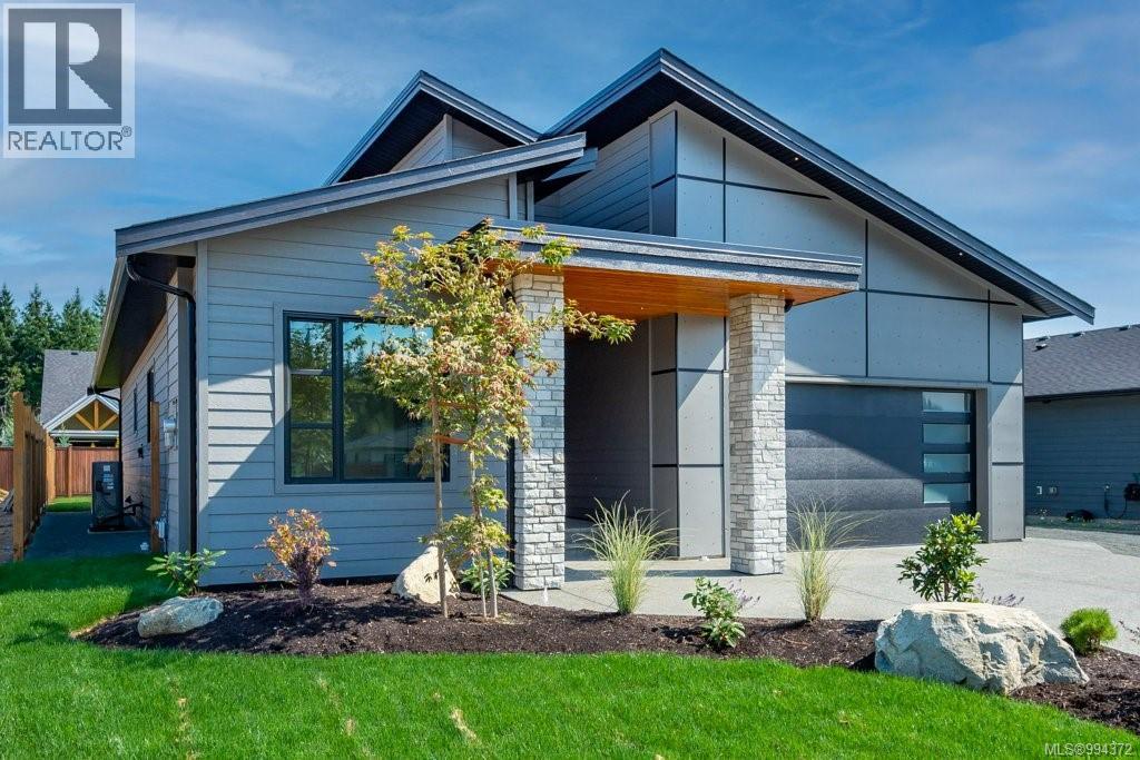754 Sitka St, Campbell River