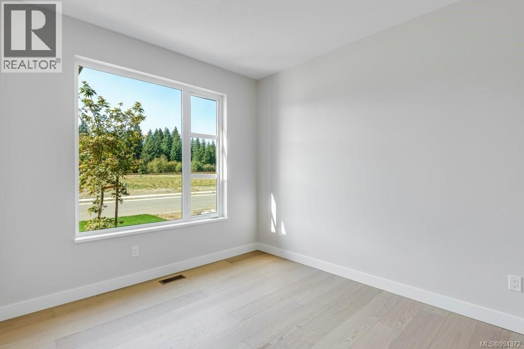 754 Sitka St, Campbell River