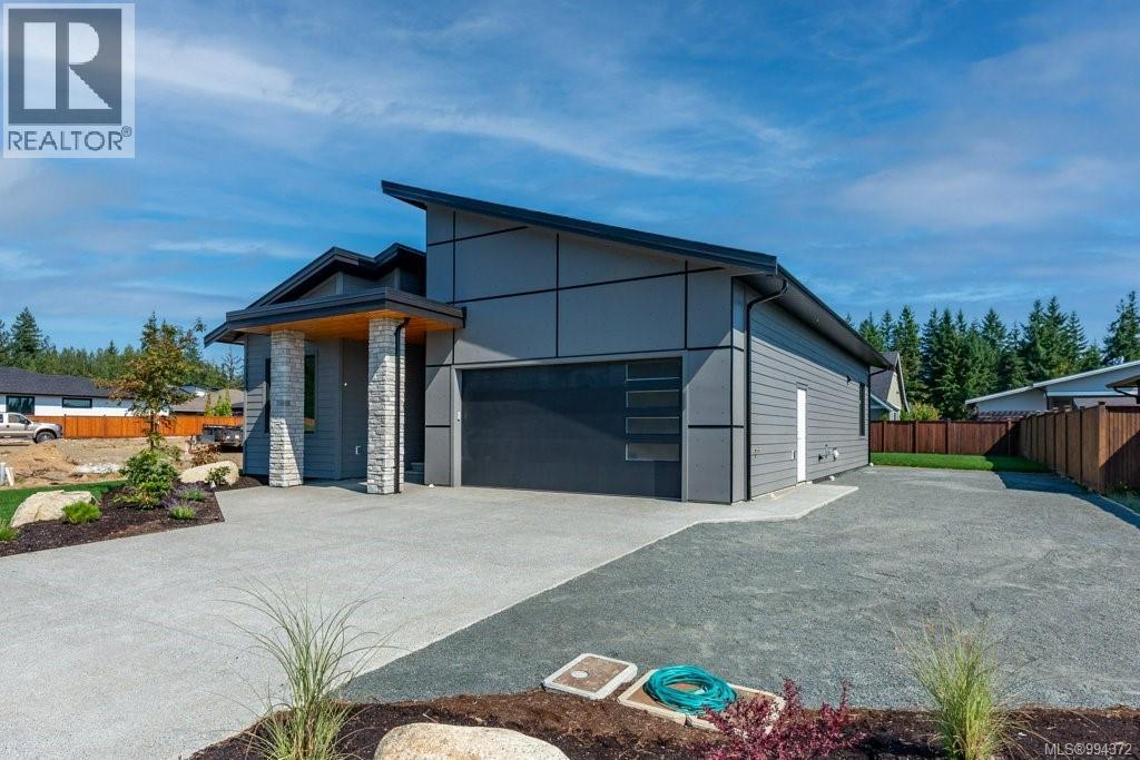 754 Sitka St, Campbell River