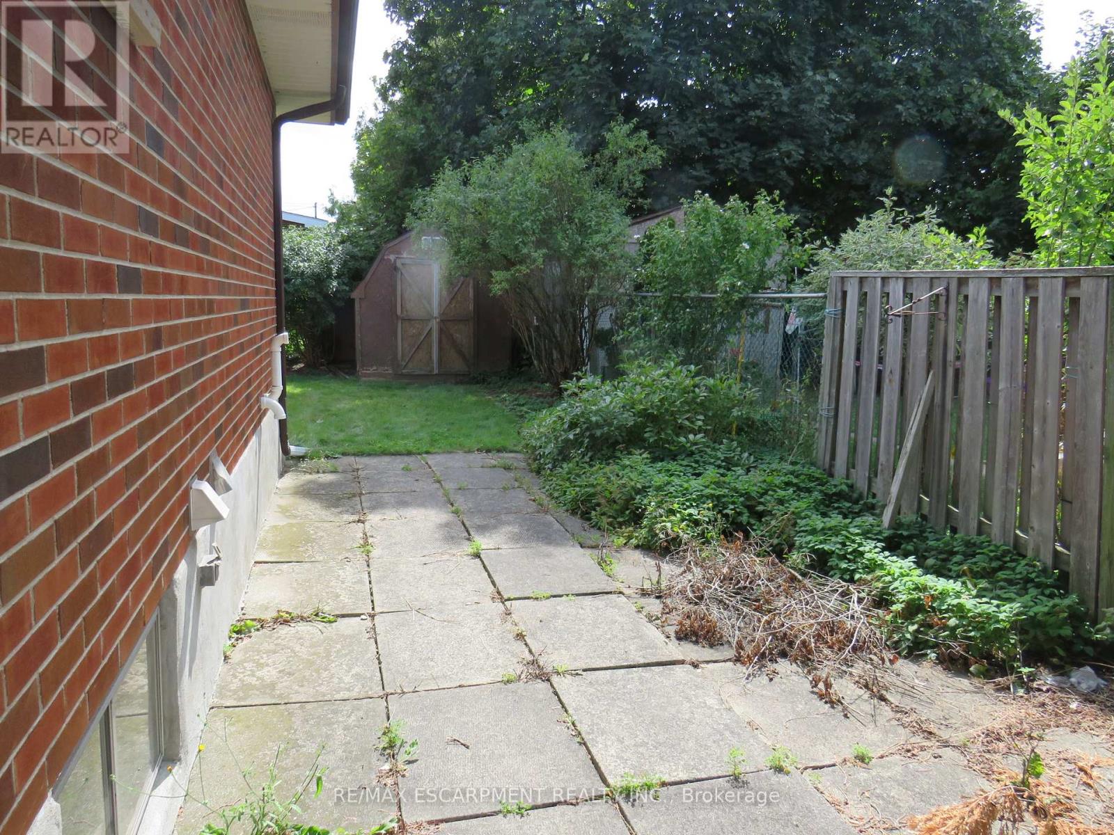 Photo 29 of 64 Luscombe Street, Hamilton ON