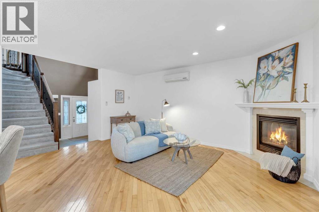Photo 8 of 39 Reighley Close, Red Deer AB