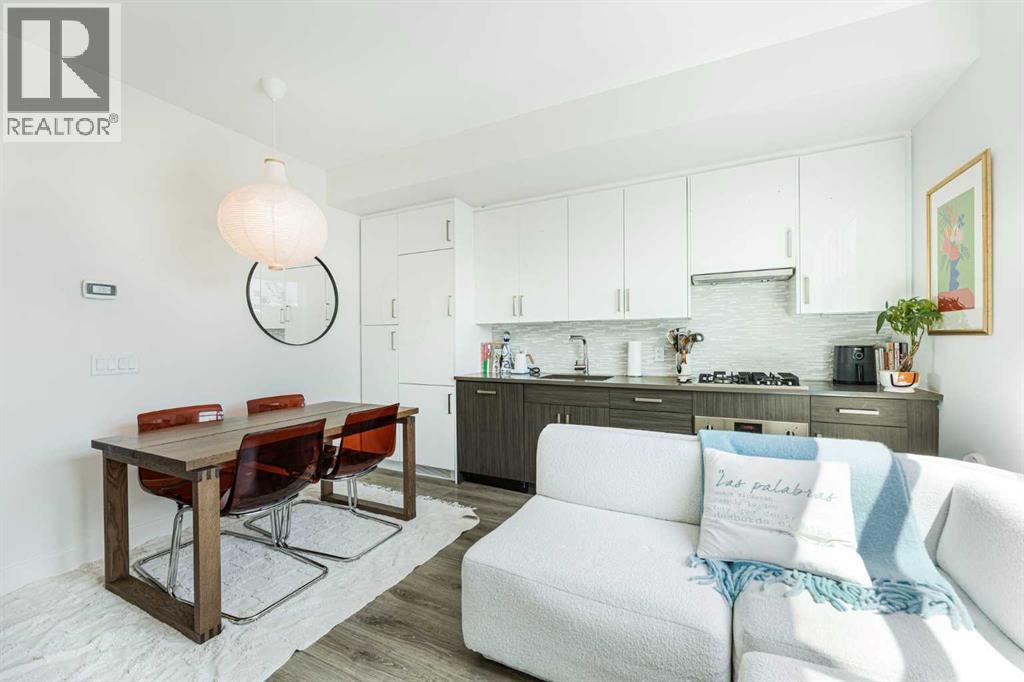 Single Family House for Sale in    Avenue NE Bridgeland/Riverside Calgary 