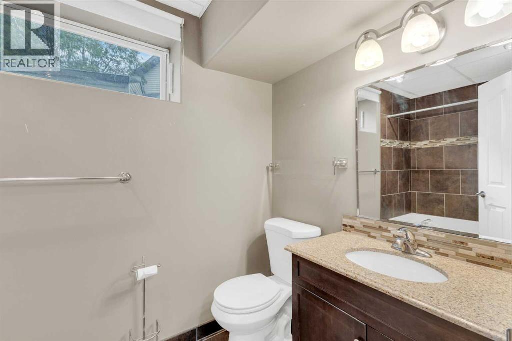 Photo 31 of 39 Reighley Close, Red Deer AB