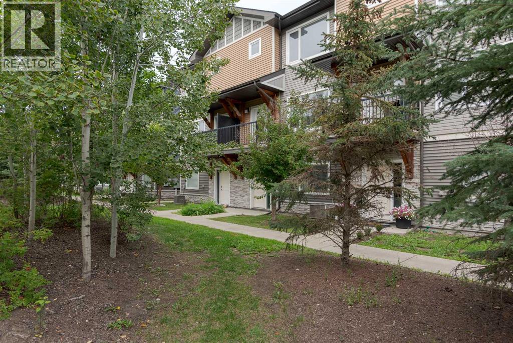 Photo 3 of 44 141 Fontaine Crescent, Fort Mcmurray AB