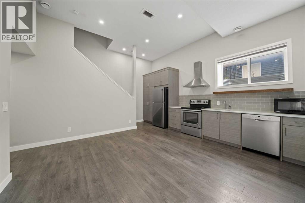 Photo 26 of 374 Magnolia Square Se, Calgary AB