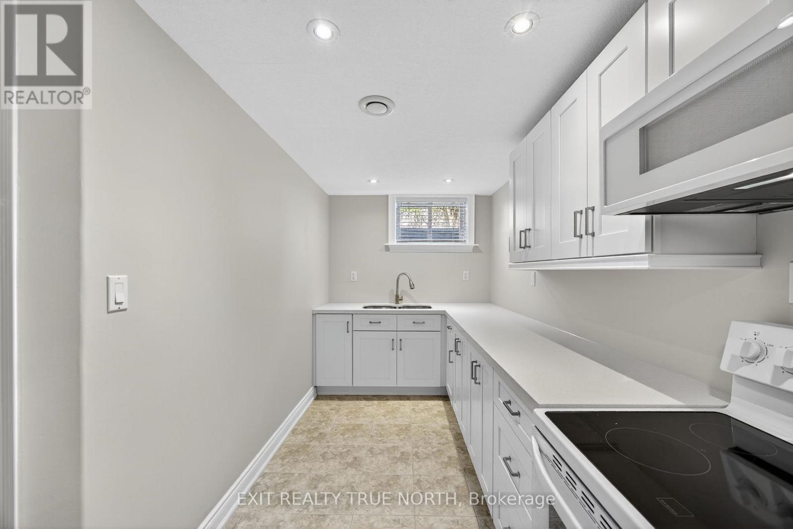 Photo 29 of 23 Janine Street, Barrie ON