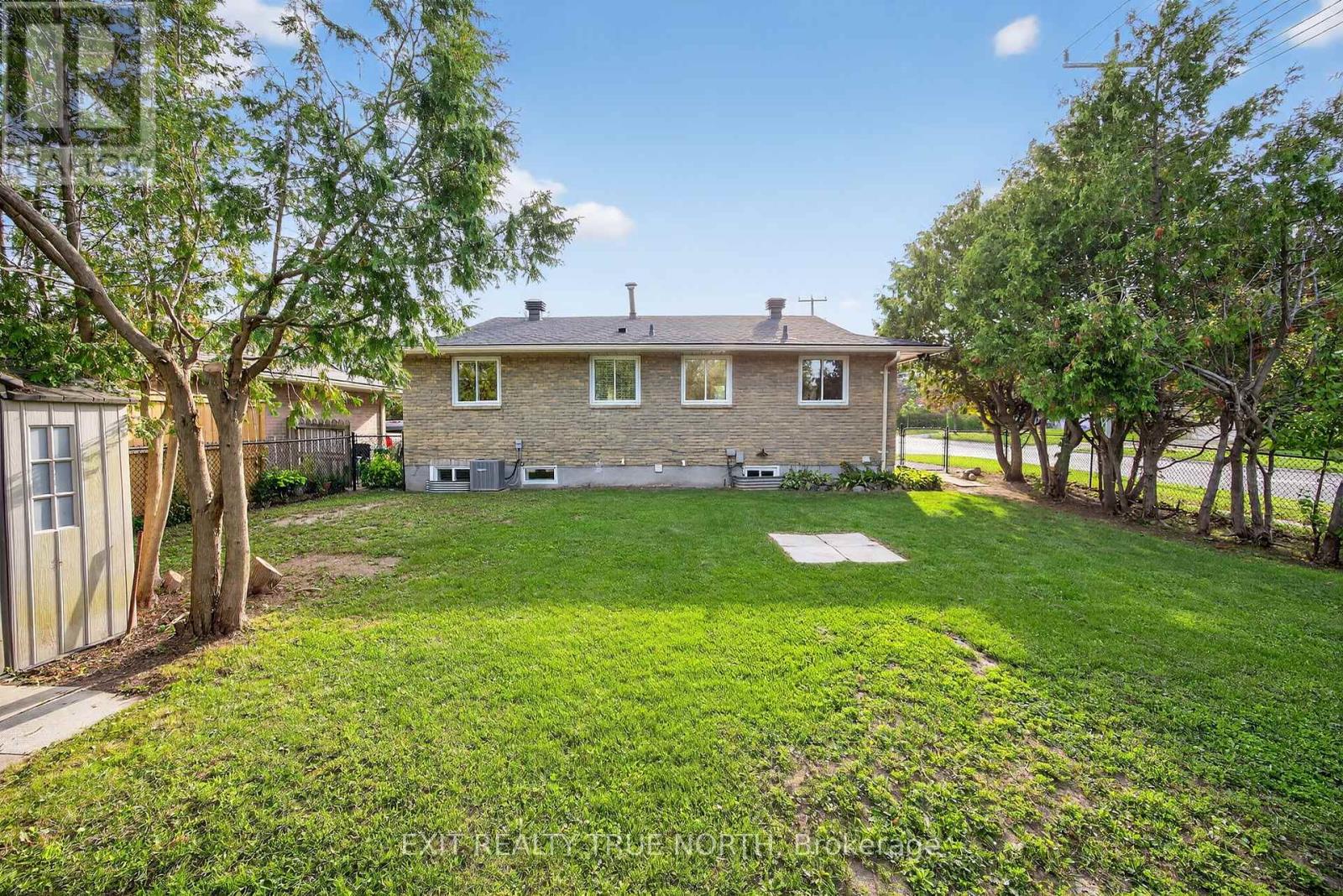 Photo 43 of 23 Janine Street, Barrie ON