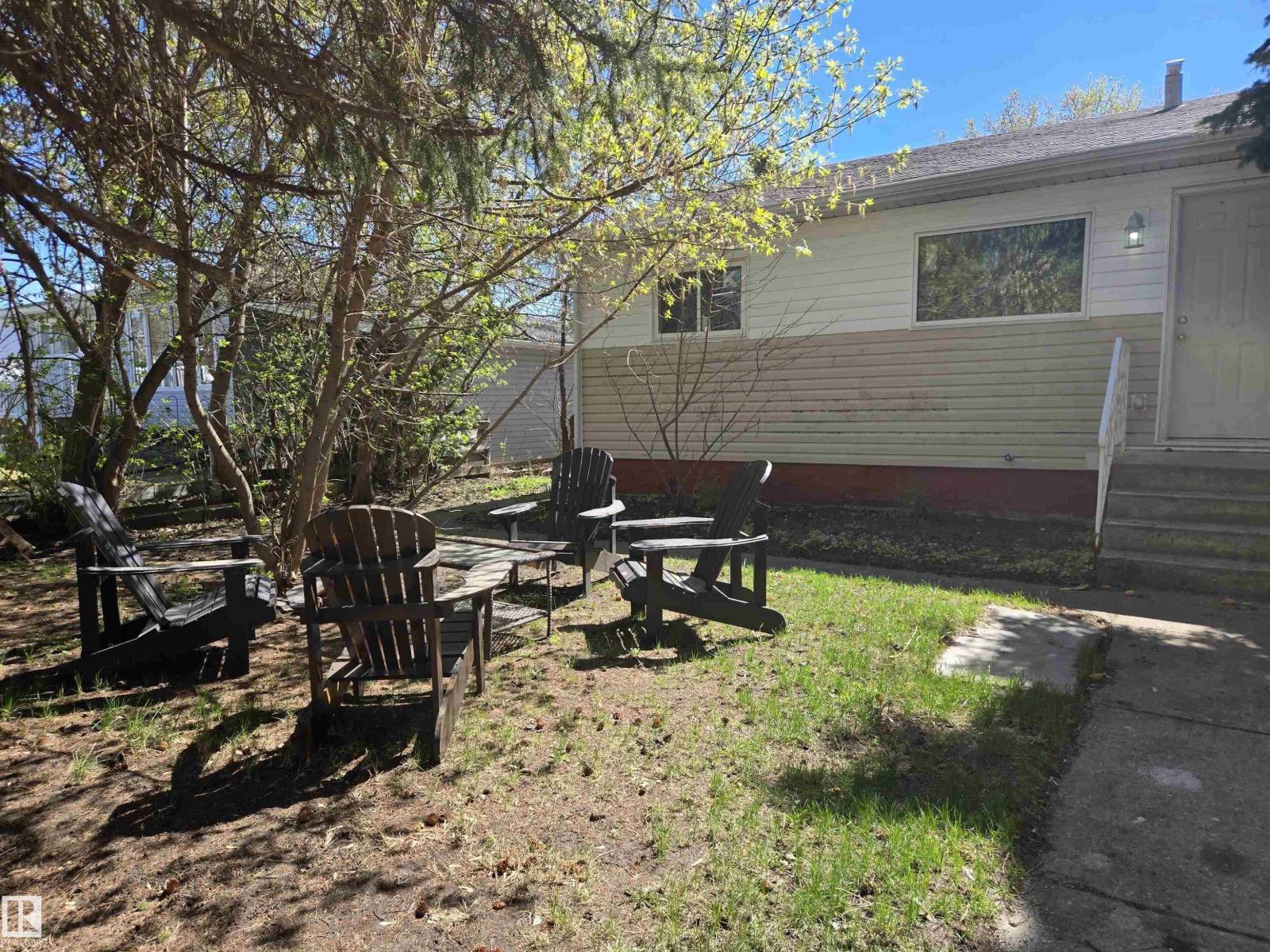 Photo 1 of 4513 53 Av, Wetaskiwin AB