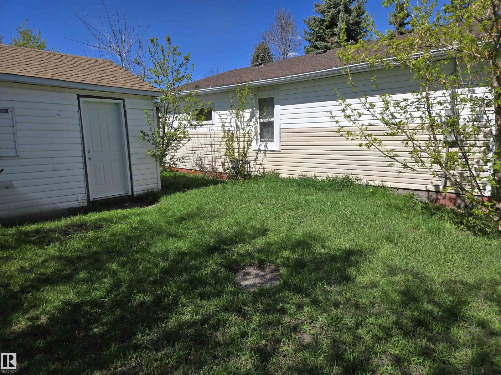 Photo 18 of 4513 53 Av, Wetaskiwin AB