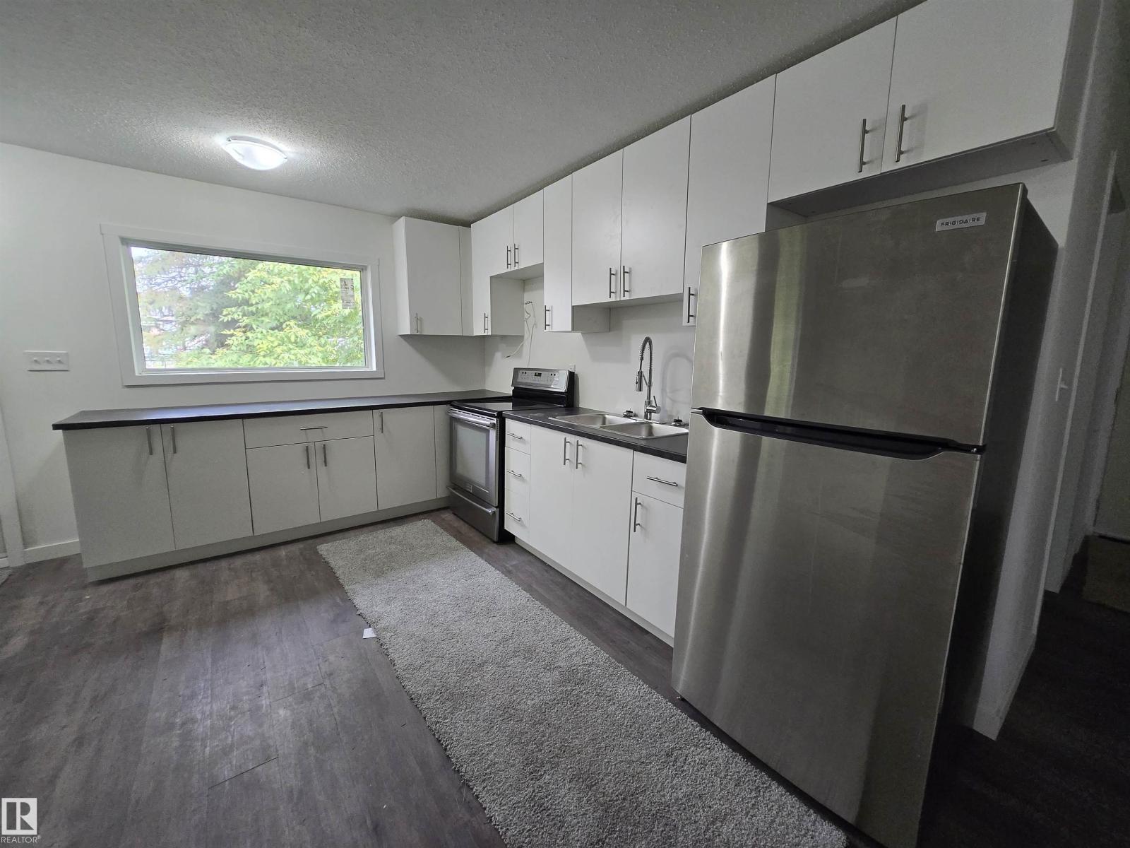 Photo 6 of 4513 53 Av, Wetaskiwin AB