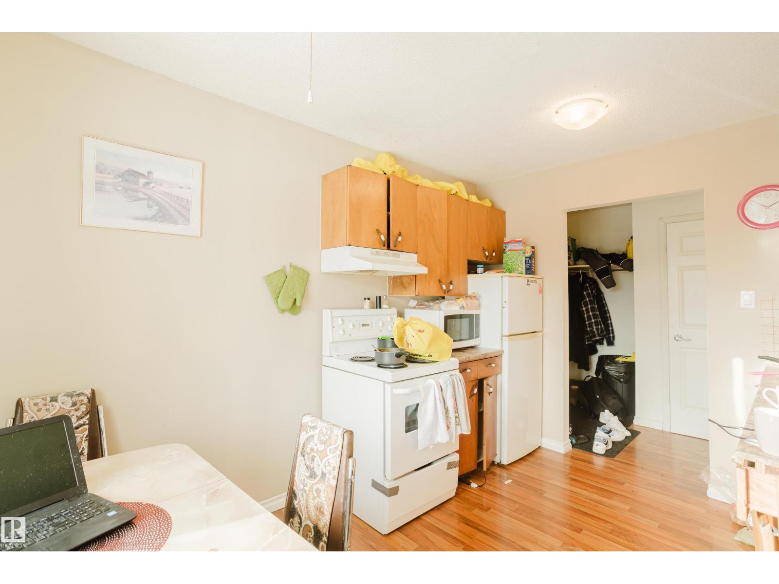 Photo 7 of 4501 47 St, Wetaskiwin AB