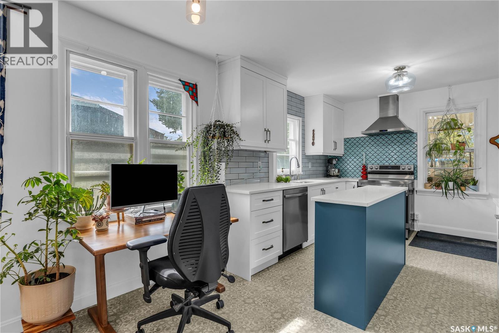 Photo 8 of 2256 Edgar Street, Regina SK