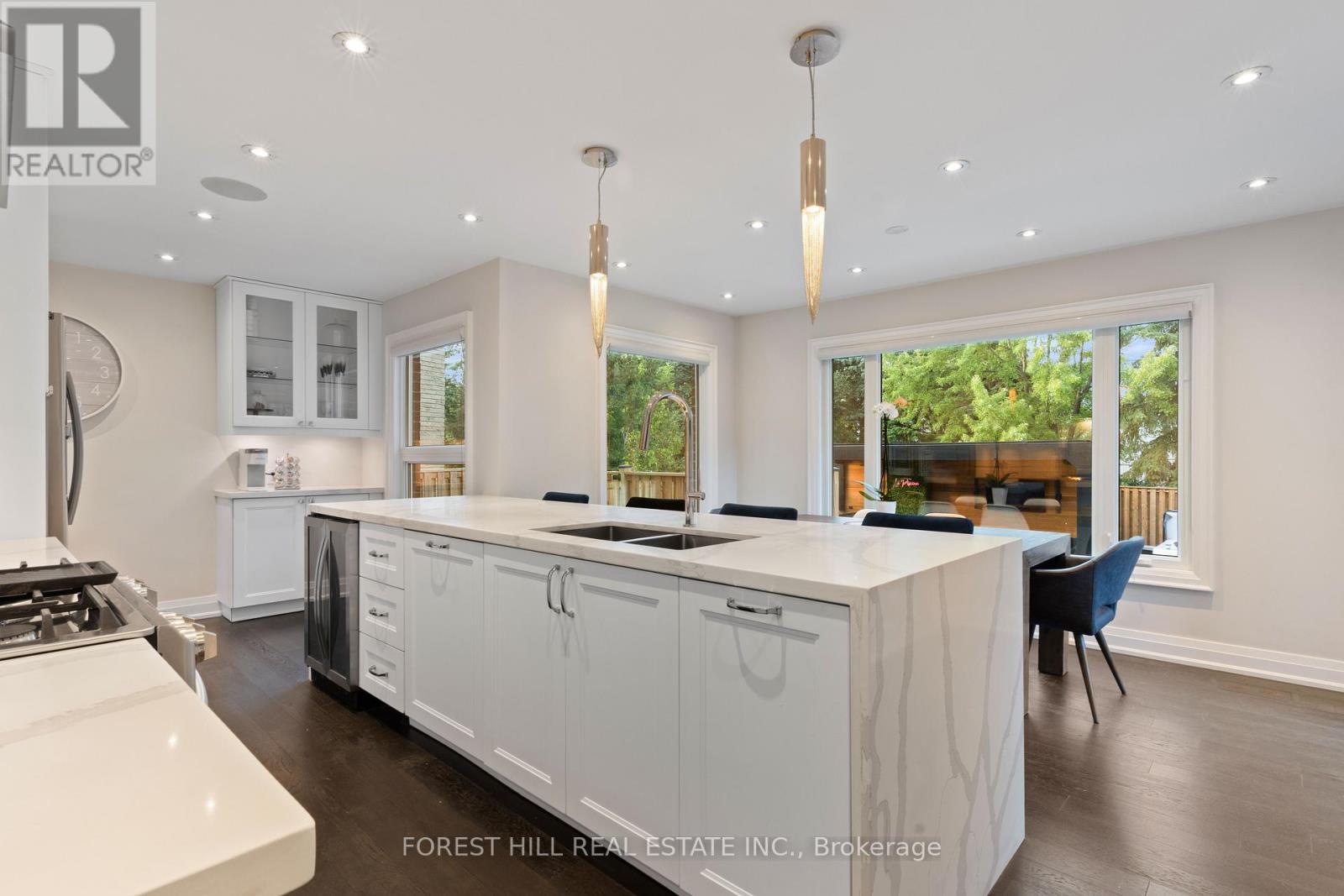 Photo 12 of 6633 Eastridge Road, Mississauga ON