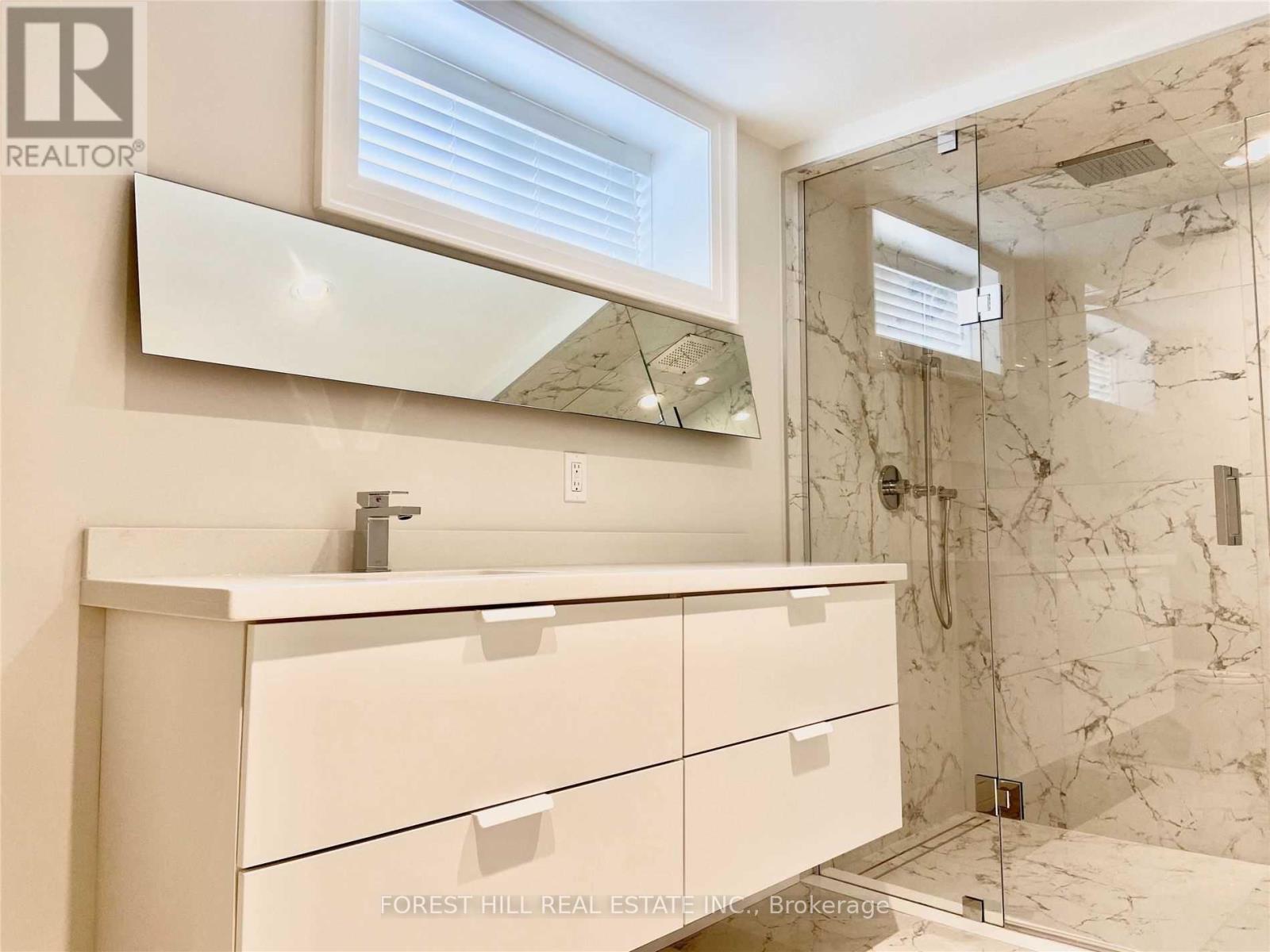 Photo 35 of 6633 Eastridge Road, Mississauga ON