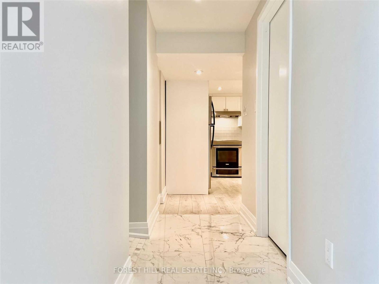 Photo 36 of 6633 Eastridge Road, Mississauga ON