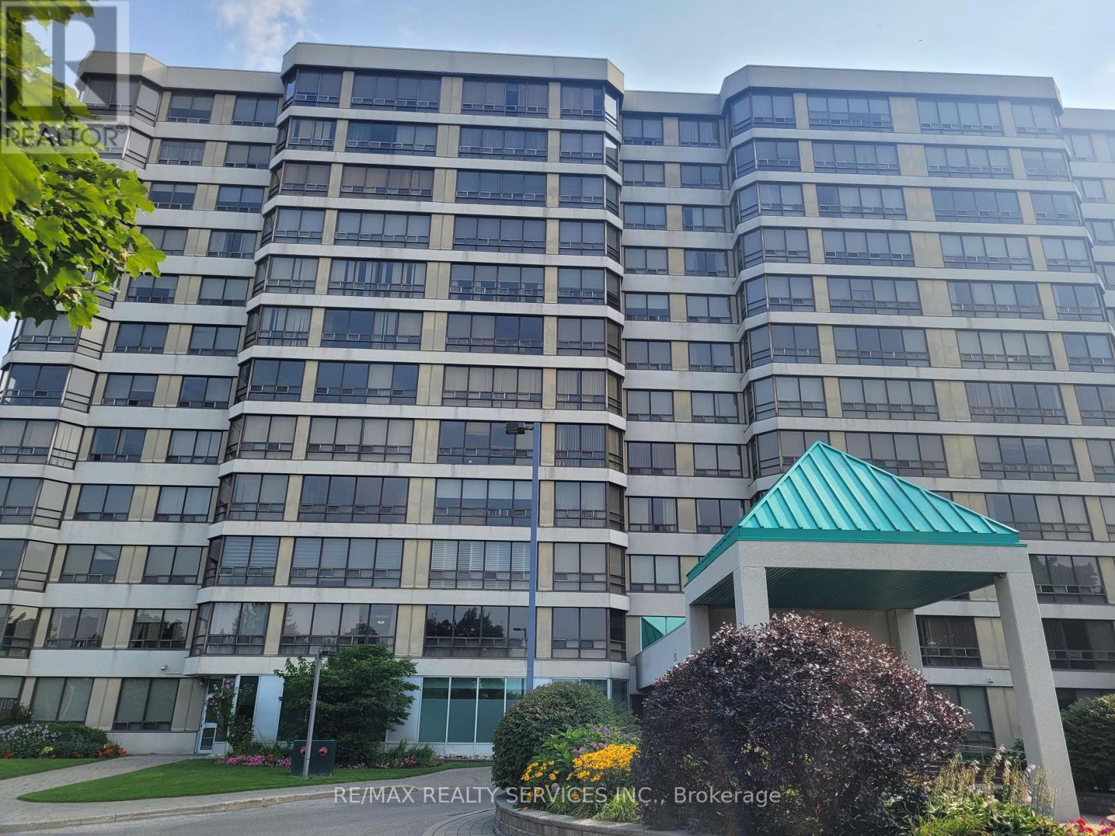 Photo 1 of 1206 330 Mill Street S, Brampton ON