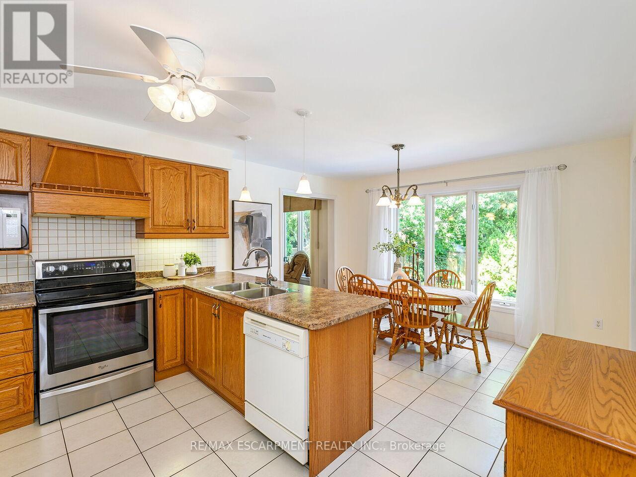 Photo 10 of 2026 Waterbridge Drive, Burlington ON