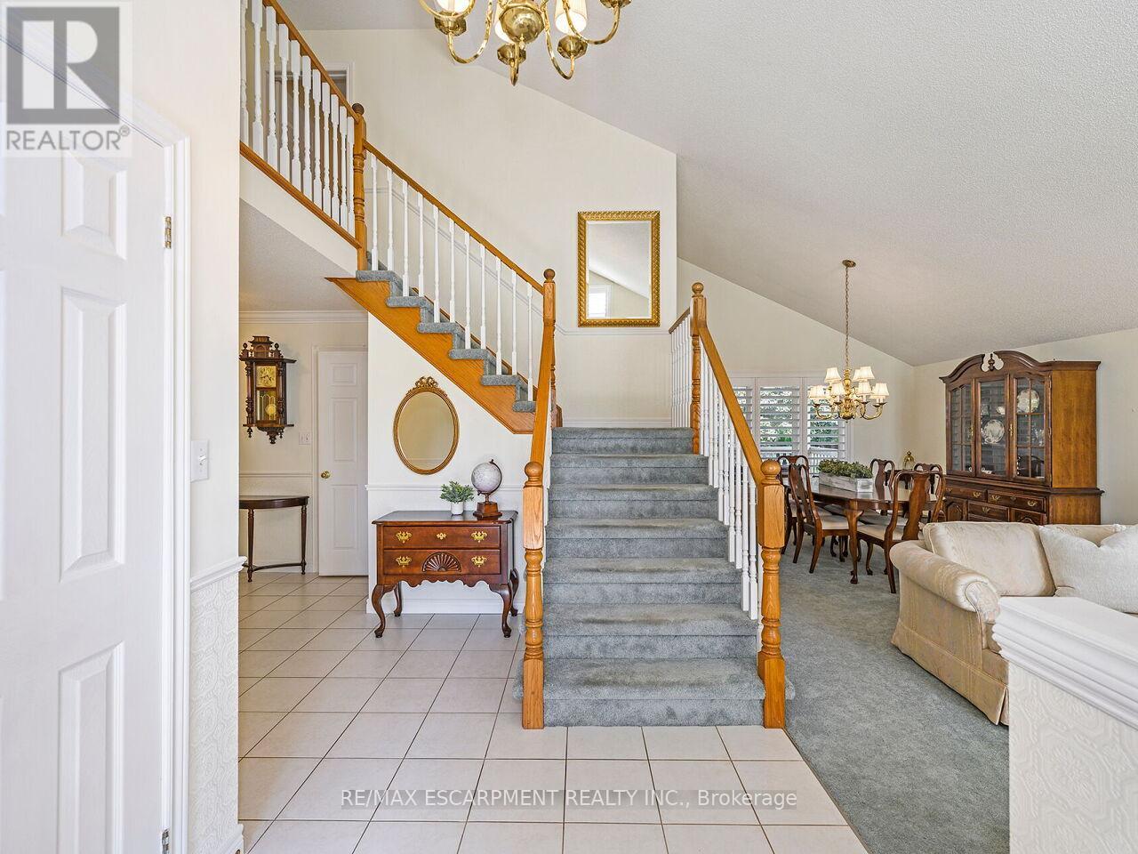 Photo 4 of 2026 Waterbridge Drive, Burlington ON