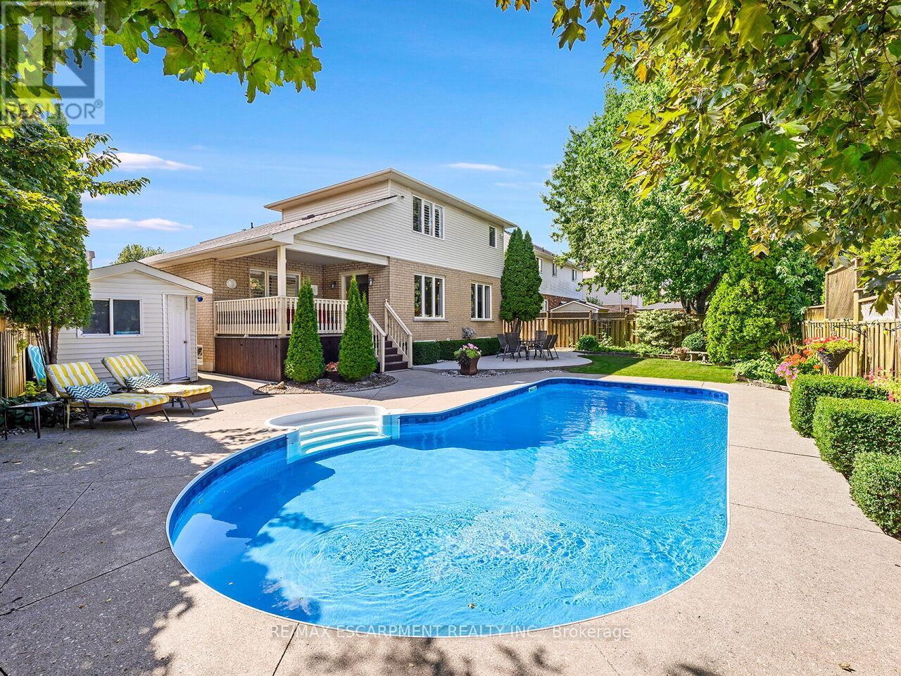 Photo 42 of 2026 Waterbridge Drive, Burlington ON