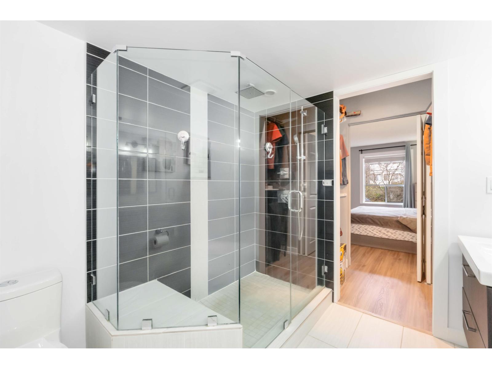 Photo 16 of 205 1473 Blackwood Street, White Rock BC