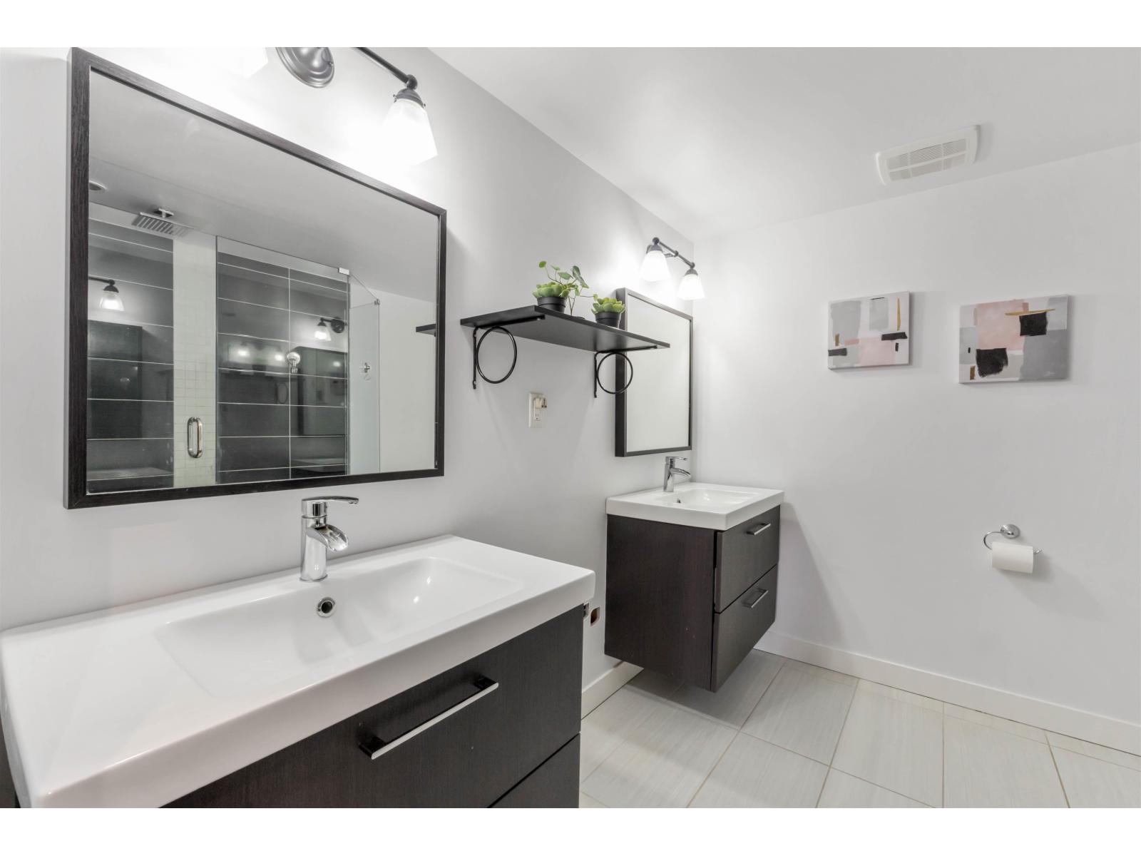 Photo 17 of 205 1473 Blackwood Street, White Rock BC