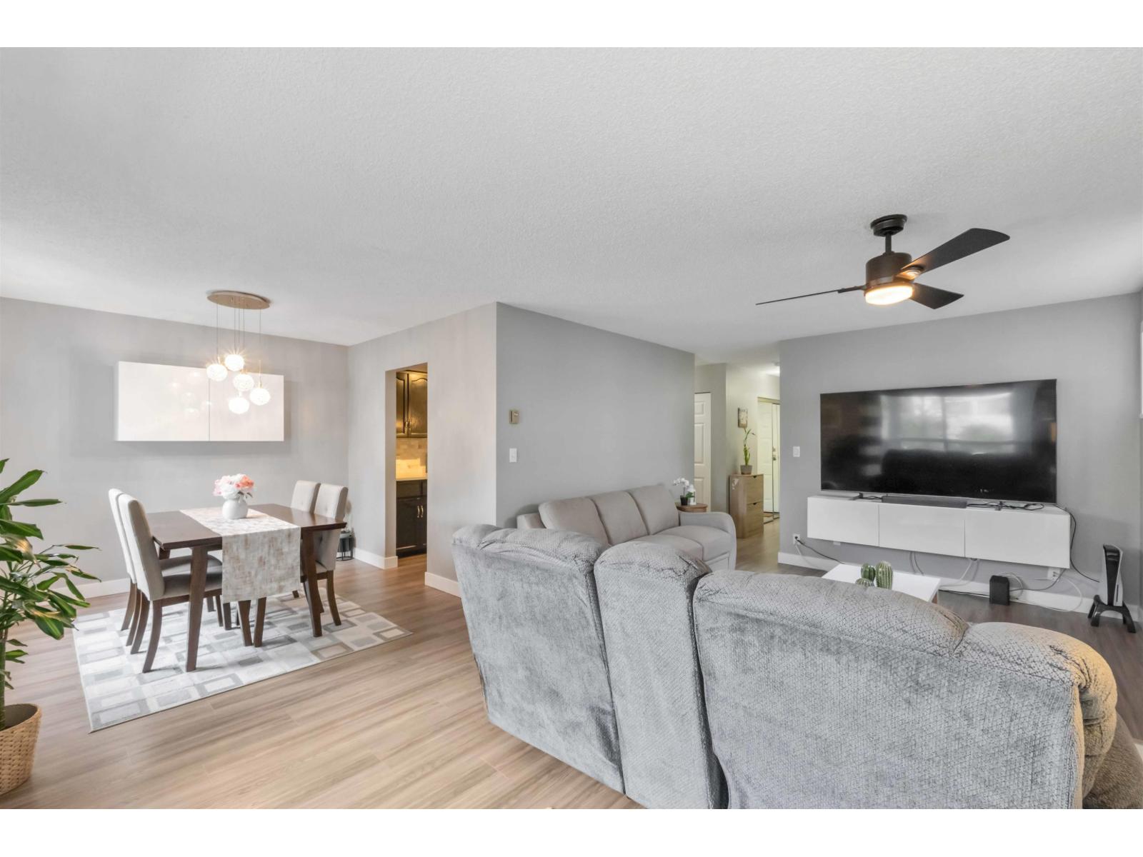 Photo 6 of 205 1473 Blackwood Street, White Rock BC