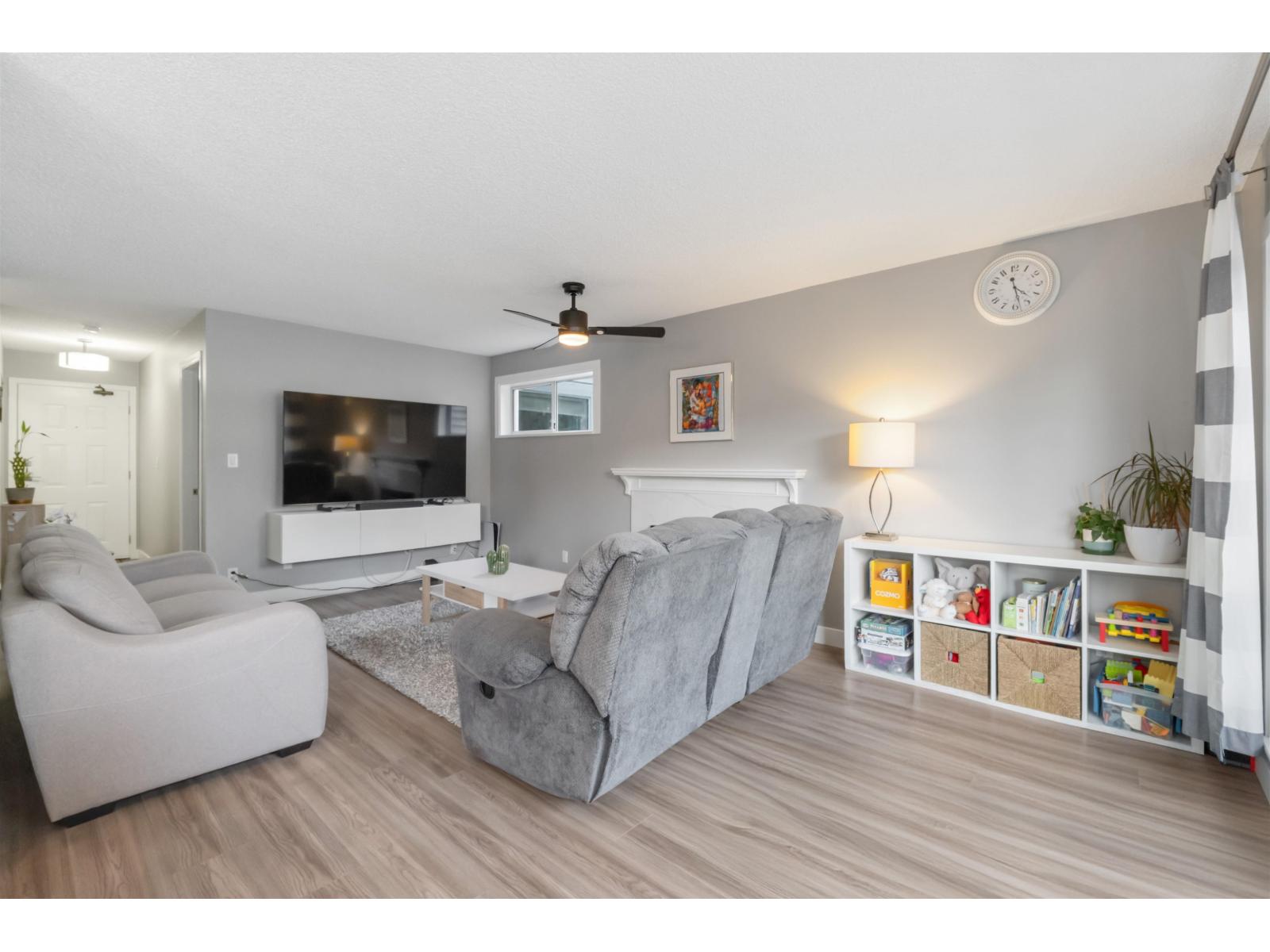 Photo 7 of 205 1473 Blackwood Street, White Rock BC