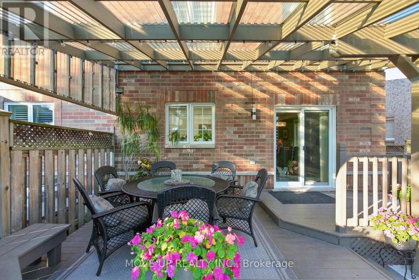 Photo 29 of 102 Trudelle Crescent, Brampton ON