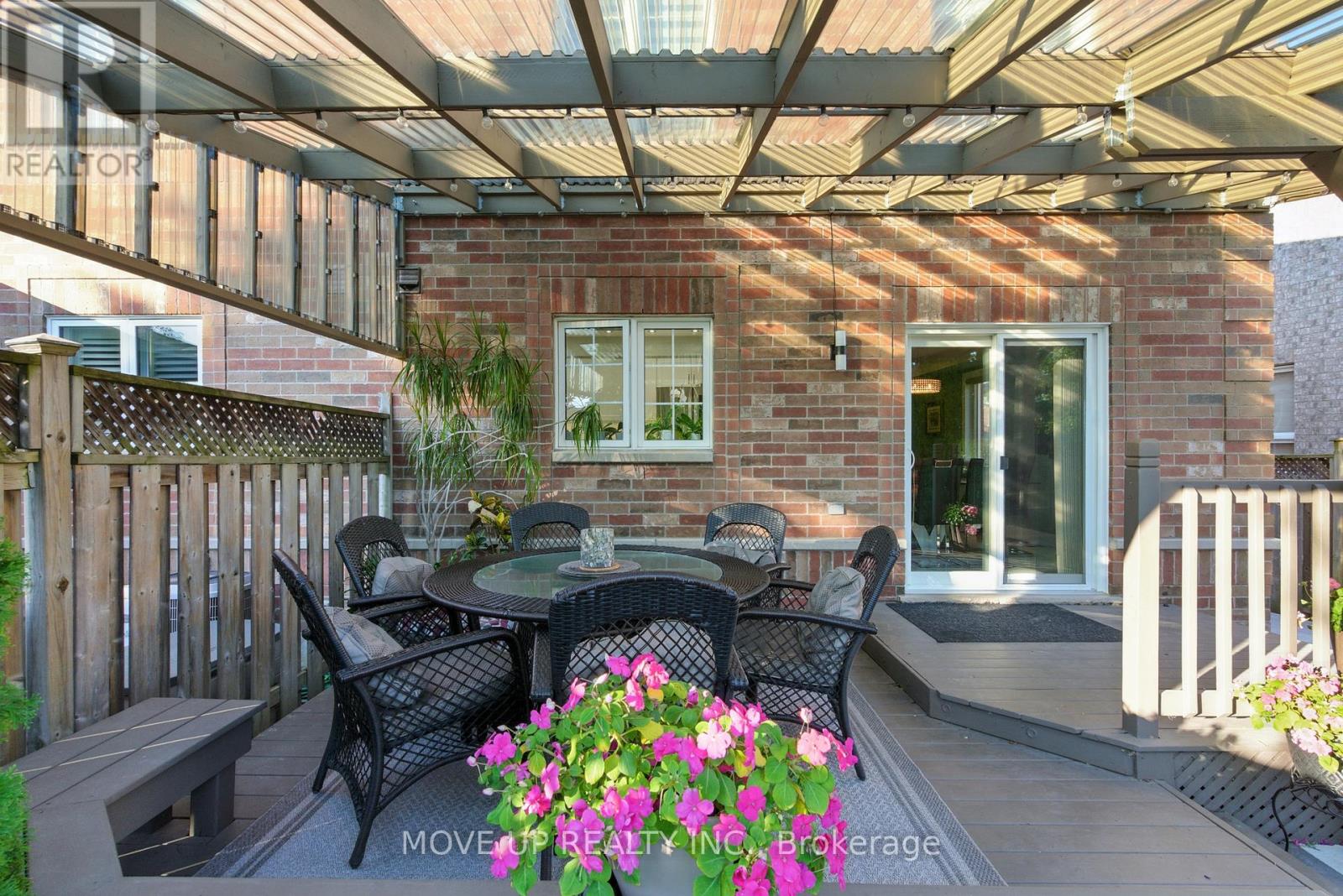 Photo 30 of 102 Trudelle Crescent, Brampton ON
