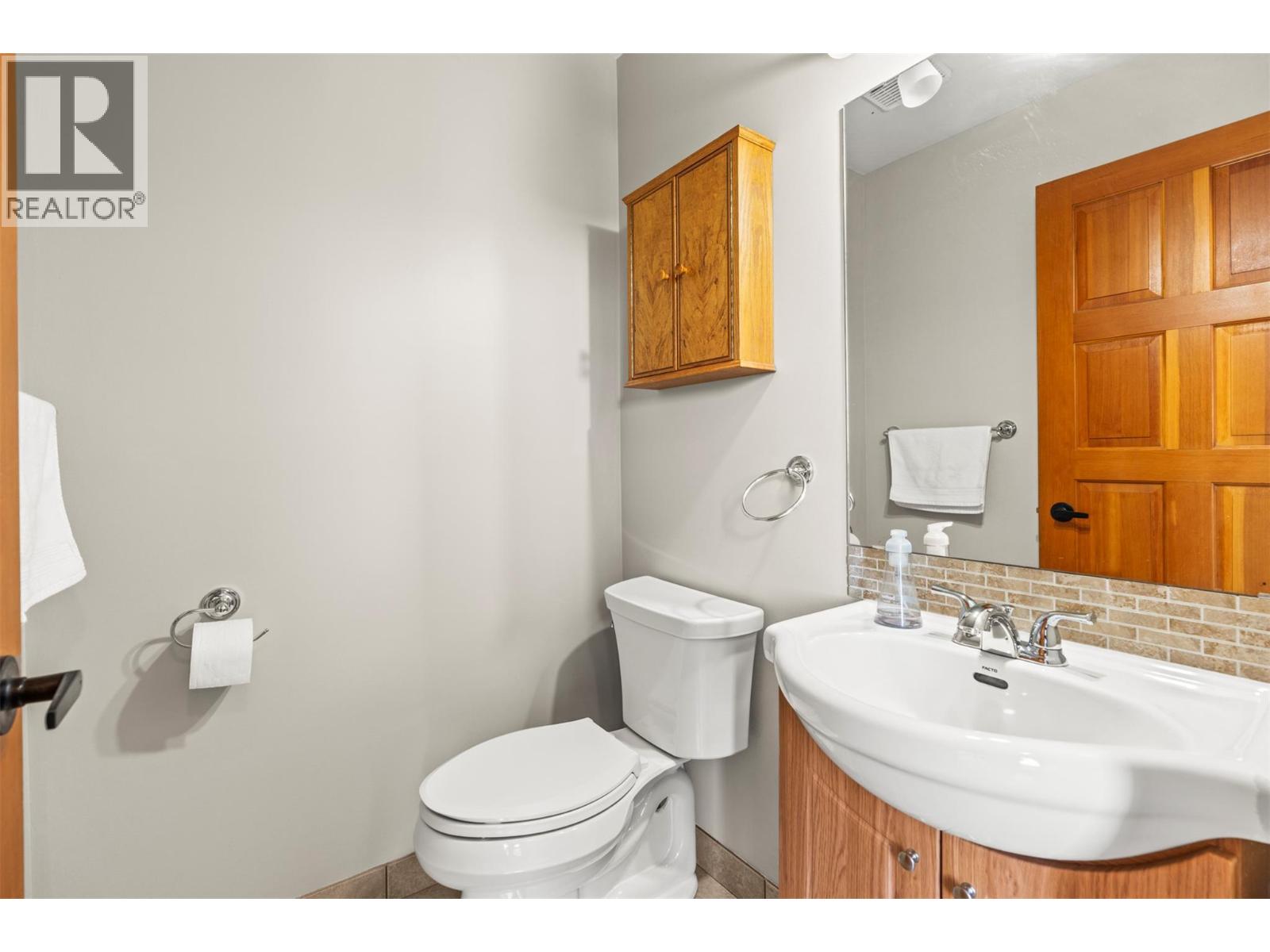 Photo 15 of 3901 35 Avenue Unit 2, Vernon BC
