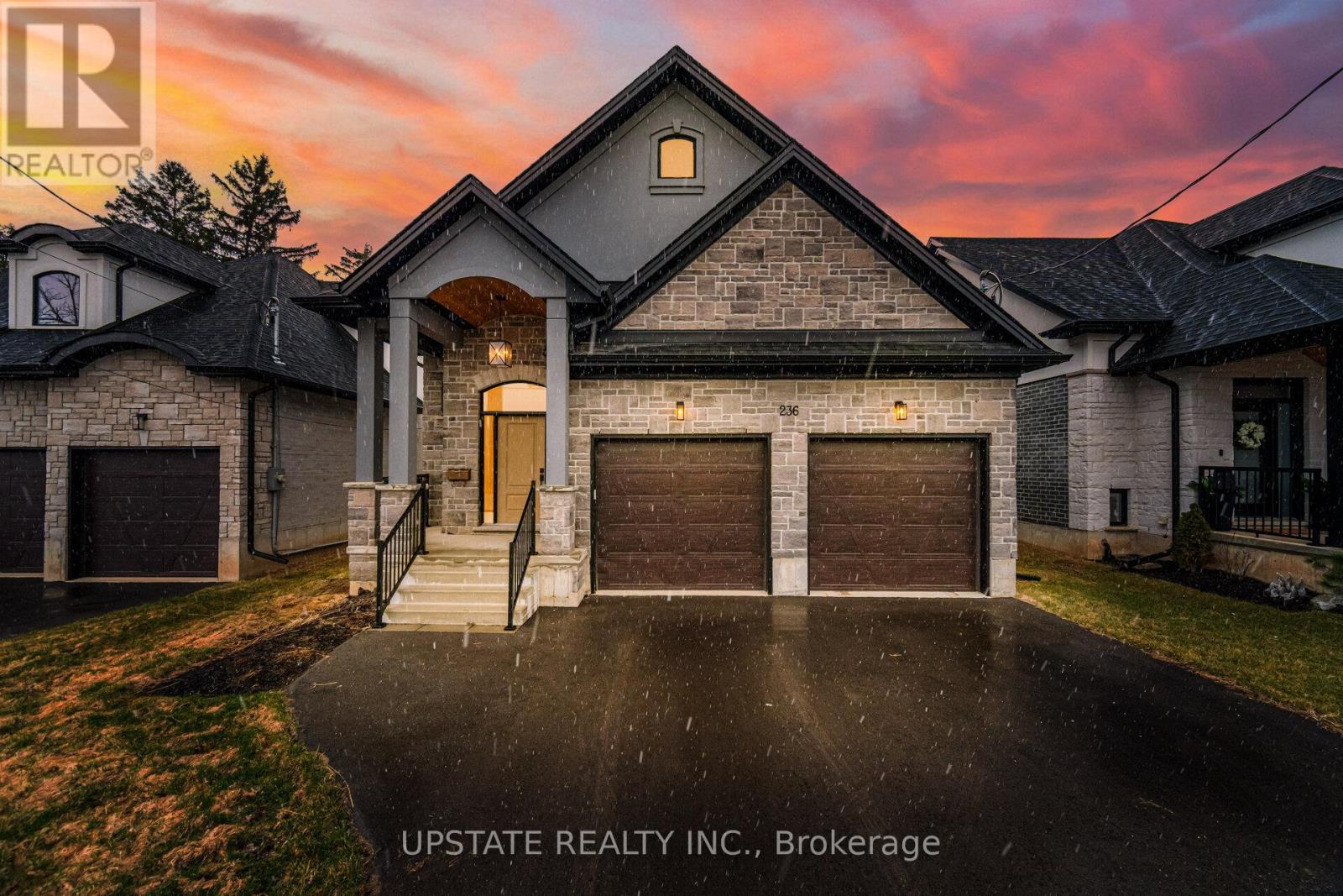 Photo 1 of 236 Mount Pleasant Street, Brantford ON