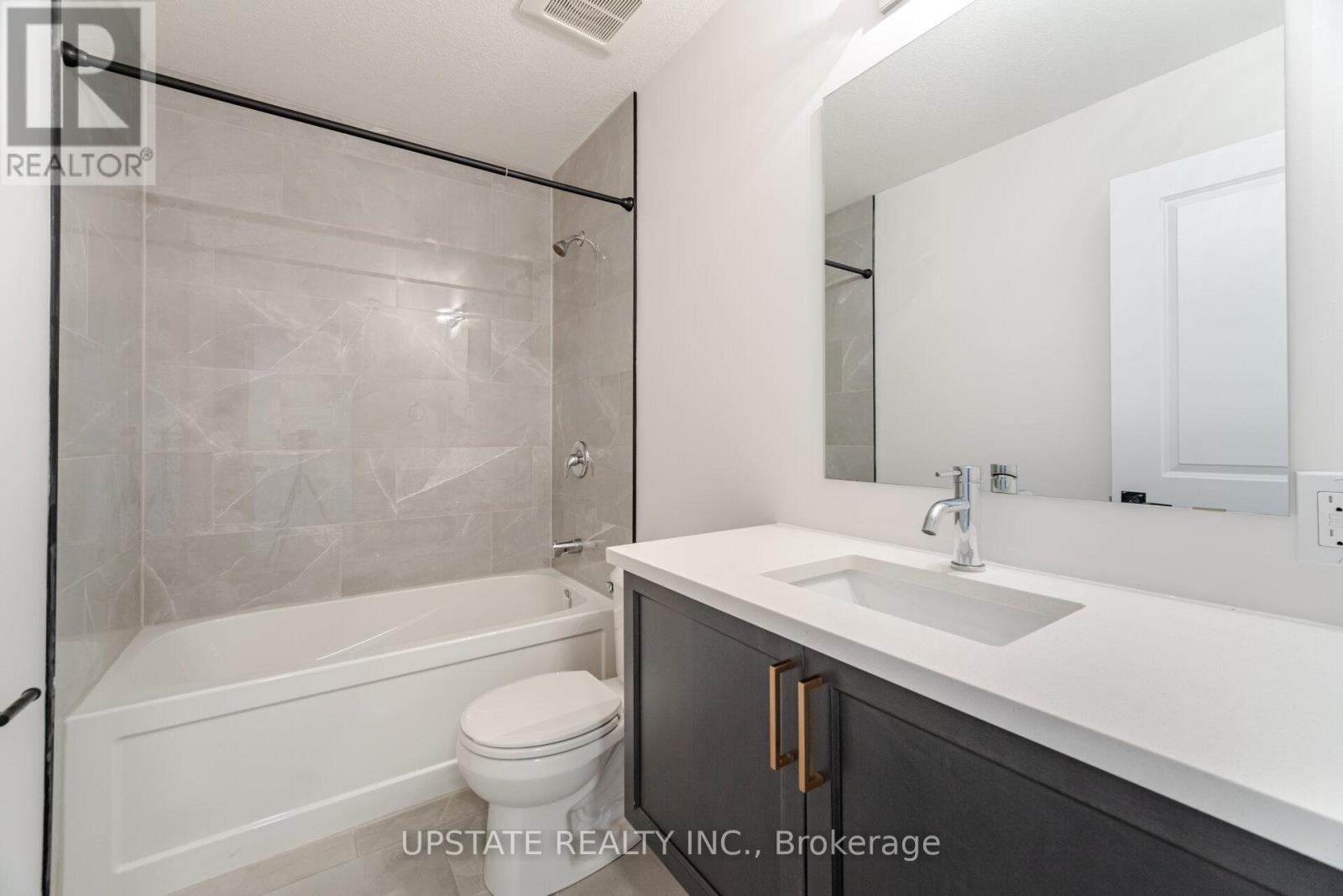 Photo 41 of 236 Mount Pleasant Street, Brantford ON