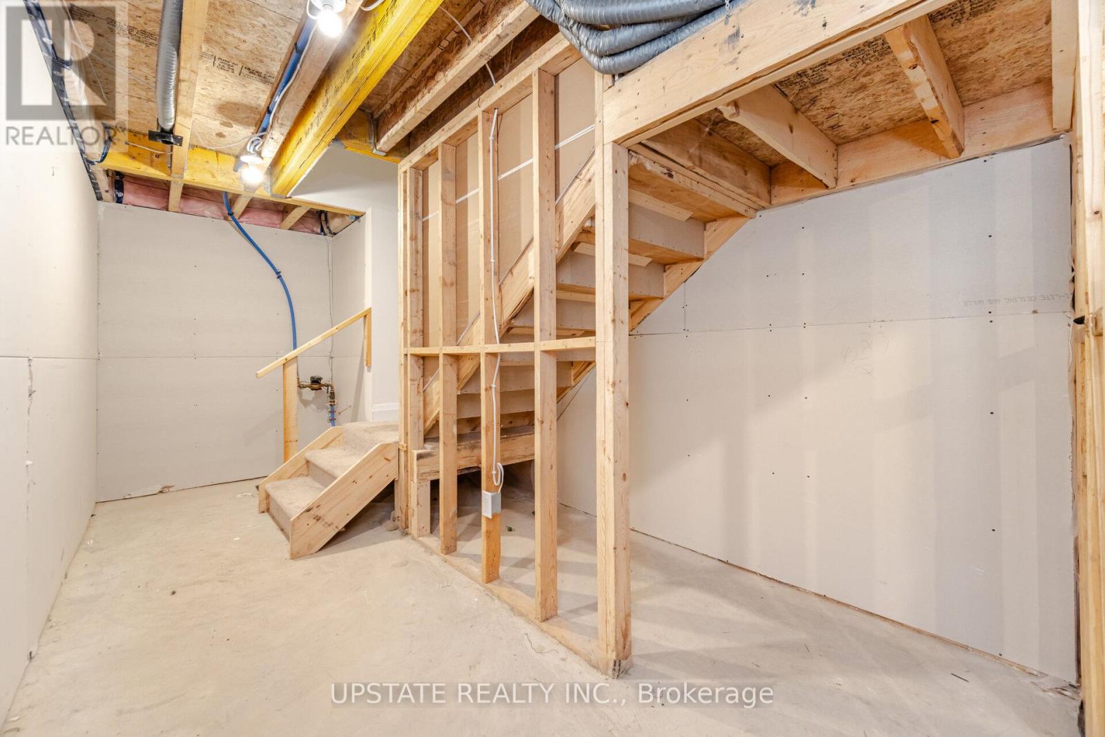 Photo 43 of 236 Mount Pleasant Street, Brantford ON