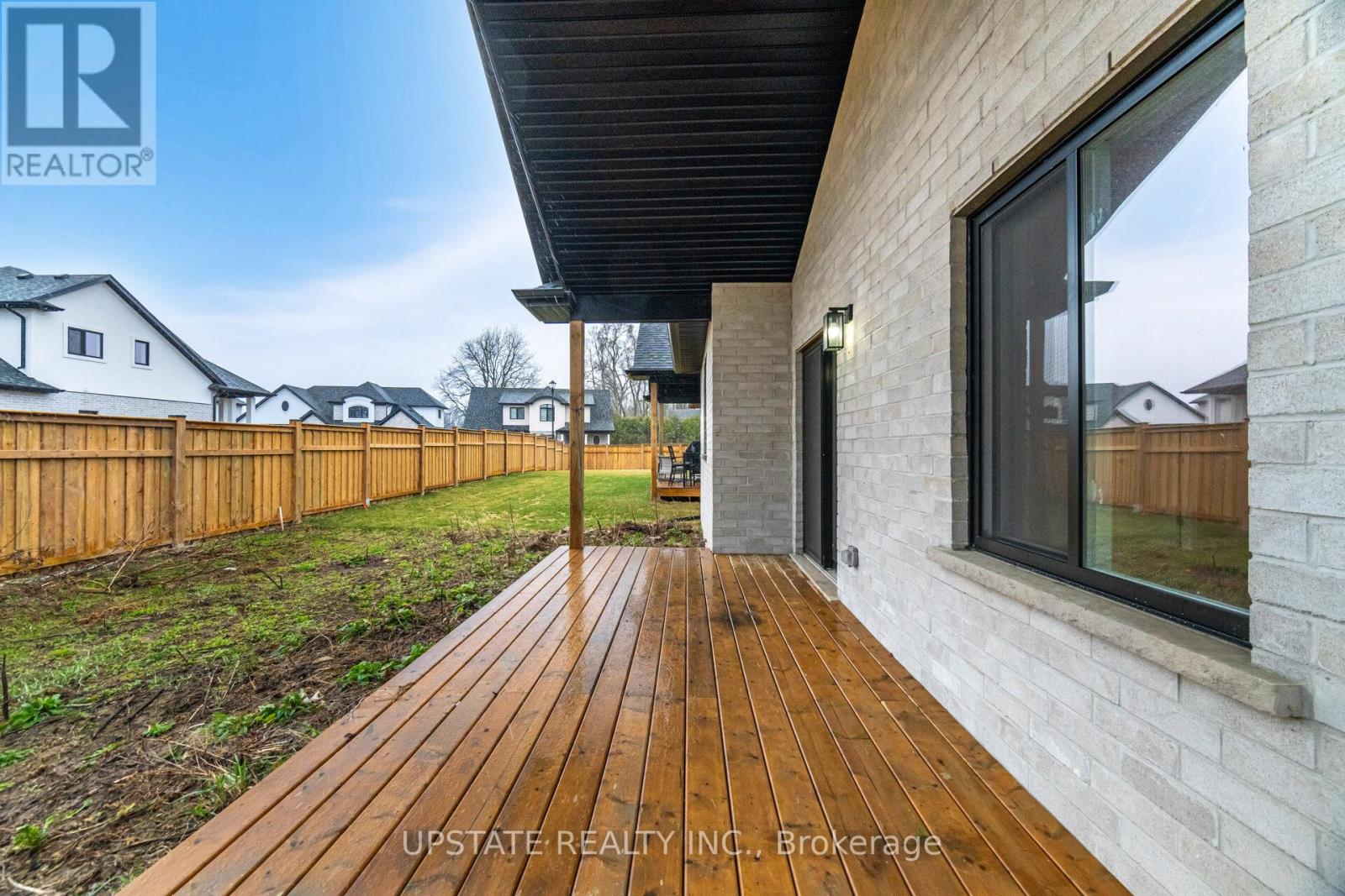 Photo 47 of 236 Mount Pleasant Street, Brantford ON