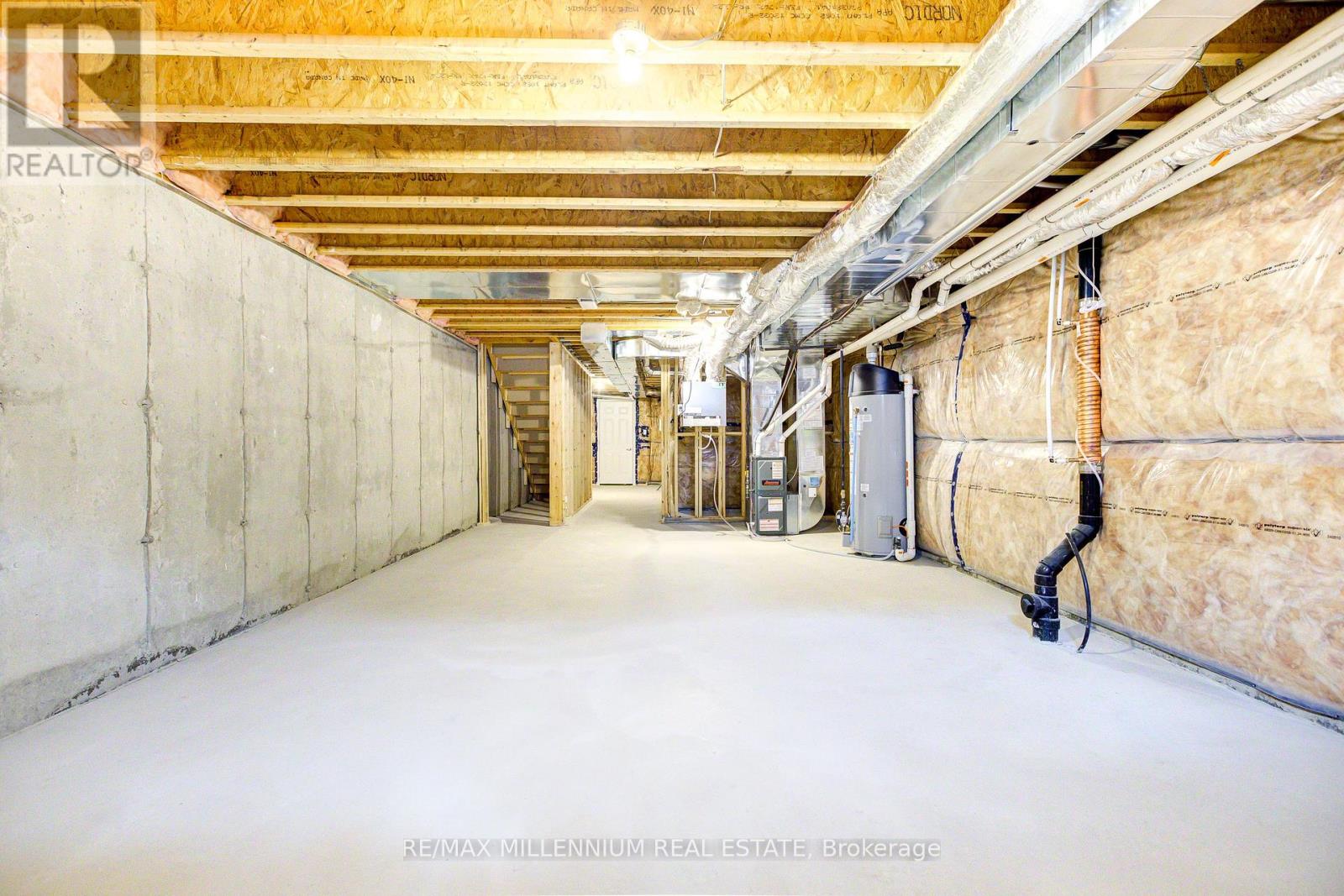 Photo 30 of 23 Gledhill Crescent, Cambridge ON