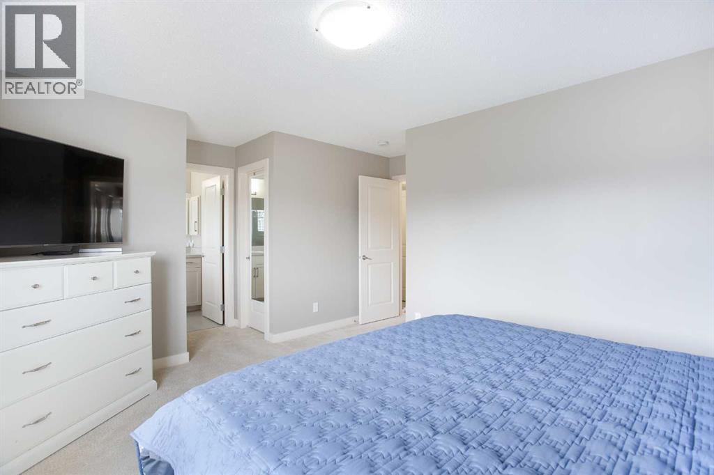 Photo 20 of 111 Walden Heights Se, Calgary AB