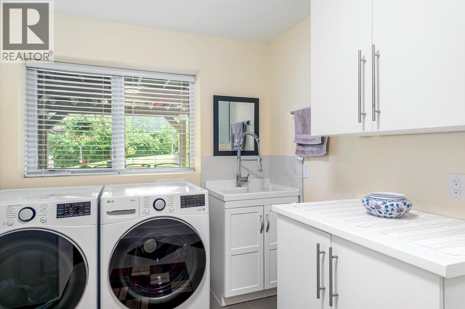  2475 Hayman Road, West Kelowna