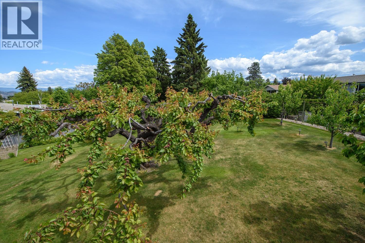  2475 Hayman Road, West Kelowna