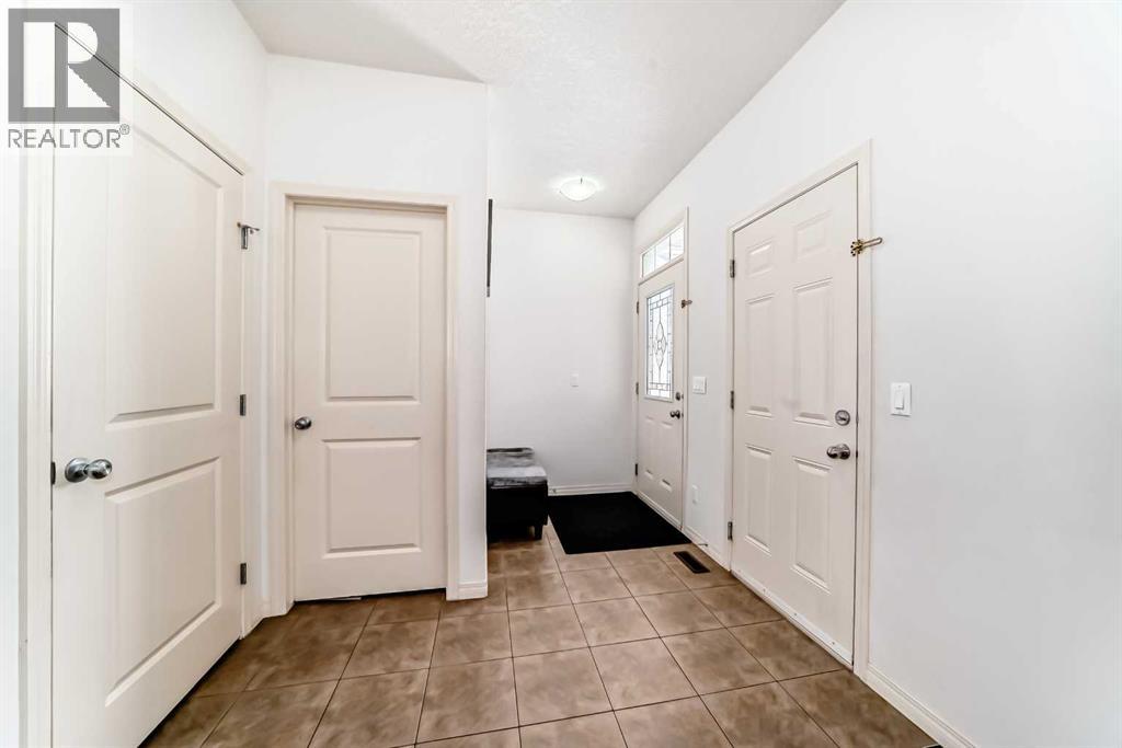 Photo 3 of 57 Taralake Manor Ne, Calgary AB