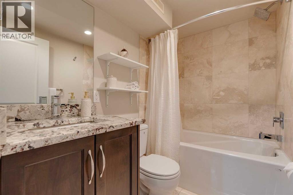 Photo 23 of 130 Windermere Road Sw, Calgary AB