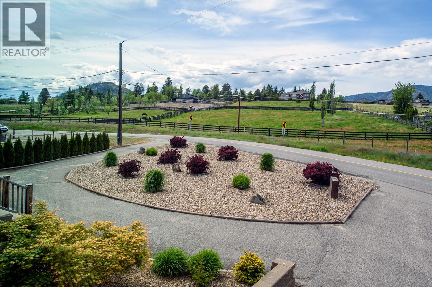  2475 Hayman Road, West Kelowna