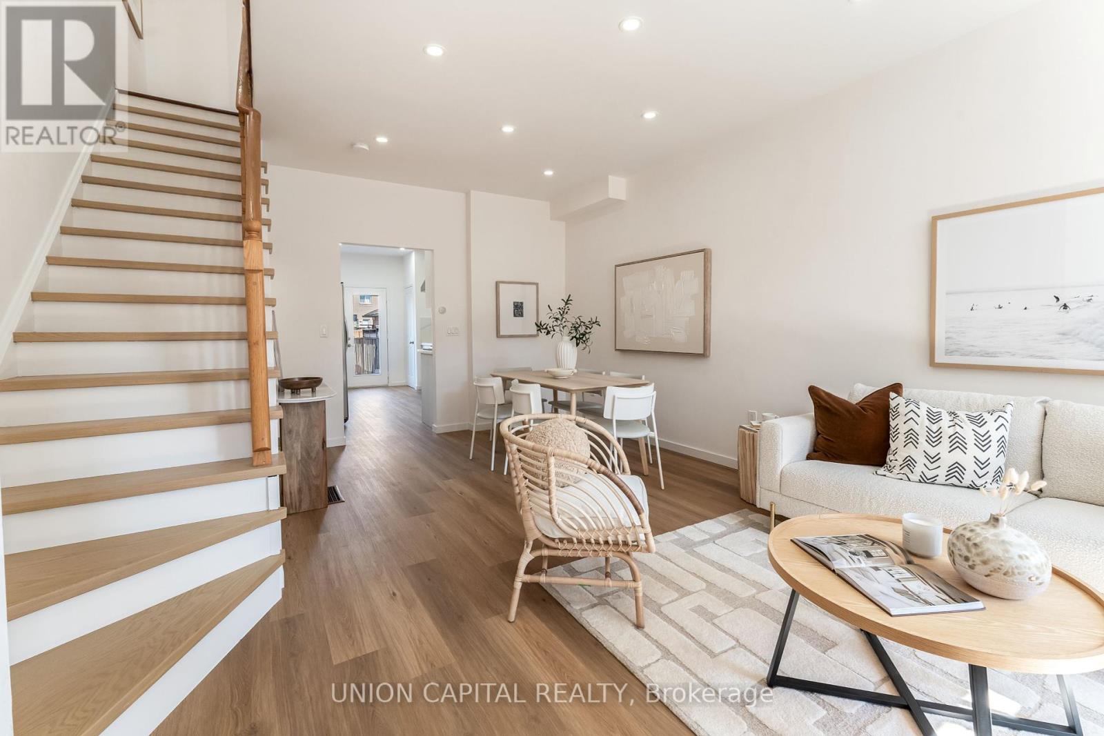 Photo 8 of 198 Bur Oak Avenue, Markham ON