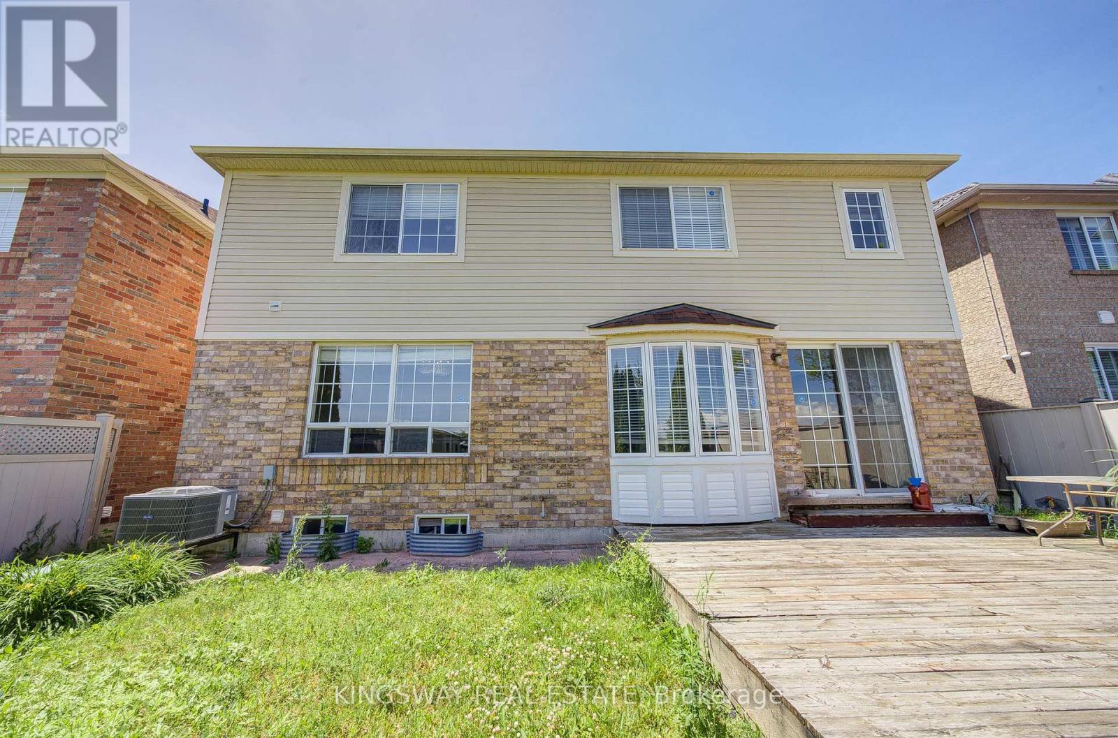 Photo 49 of 7 Bonavista Drive, Brampton ON