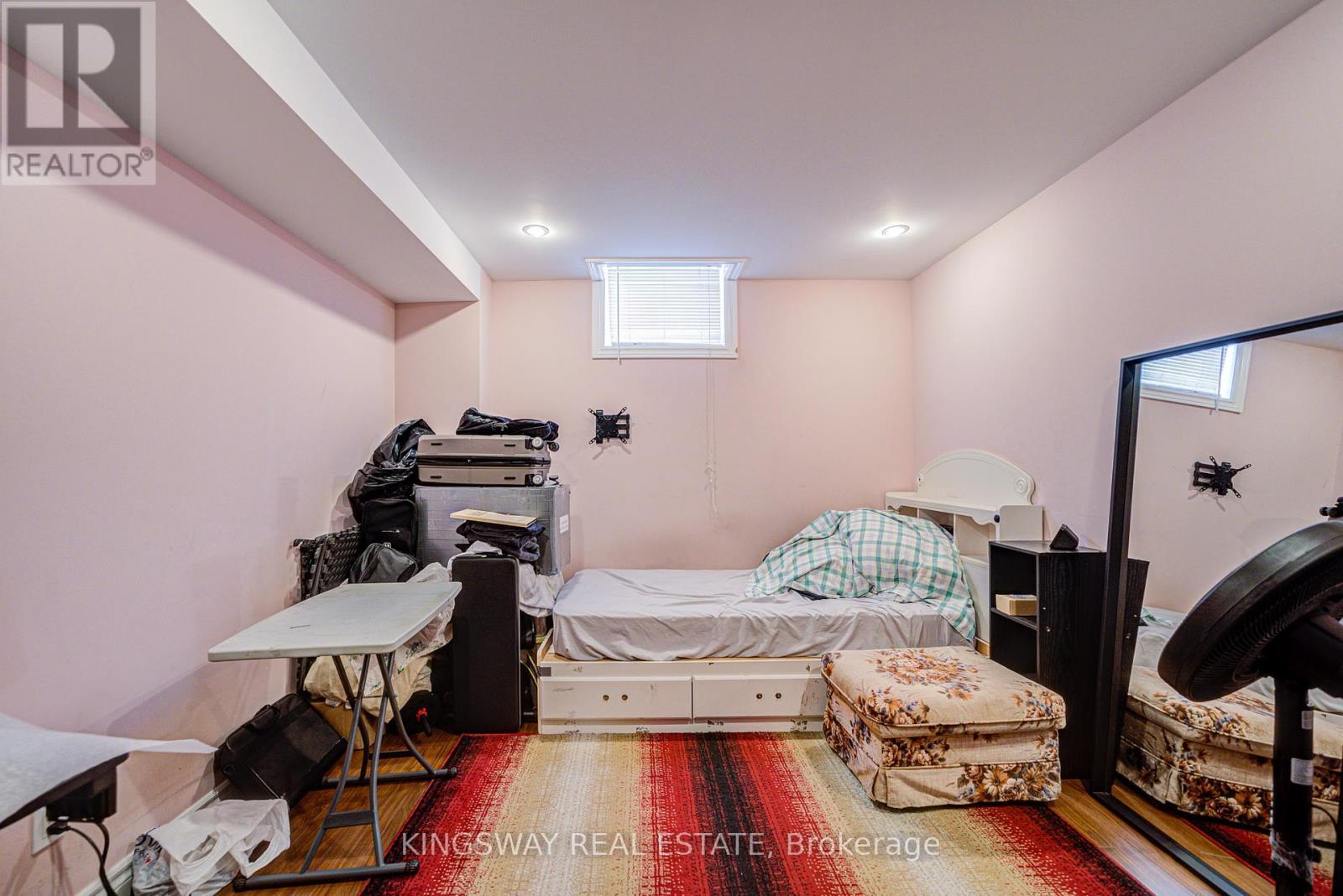 Photo 45 of 7 Bonavista Drive, Brampton ON
