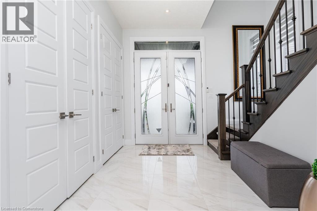 Photo 5 of 920 River Ridge Court, Kitchener ON