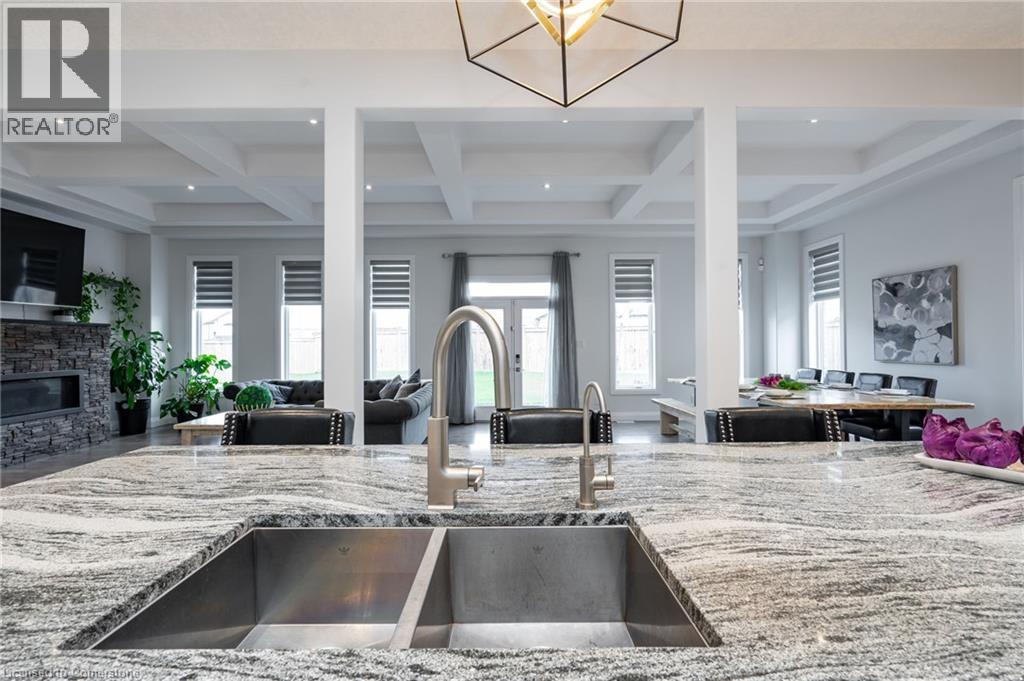 Photo 15 of 920 River Ridge Court, Kitchener ON